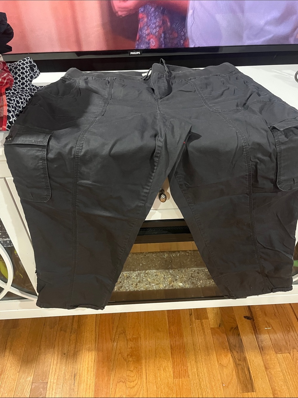 Women’s Charcoal Cargo Pants - Comfortable Utility Style